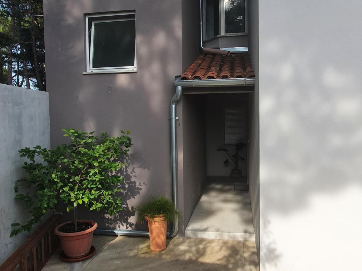 Ferienwohnung Apartman Tika Pula Exterior foto